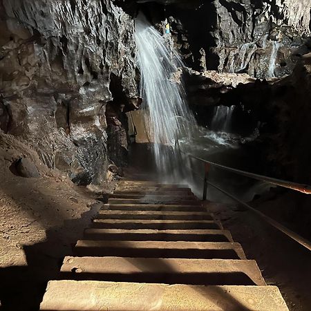Entire Venue With Accommodation Sleeps Up To 19 - Waterfall Country Escape Wales Coelbren エクステリア 写真