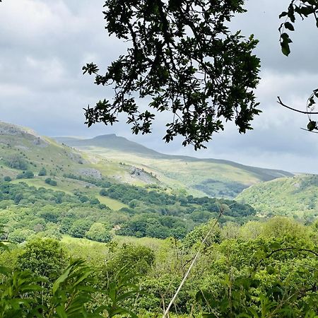 Entire Venue With Accommodation Sleeps Up To 19 - Waterfall Country Escape Wales Coelbren エクステリア 写真